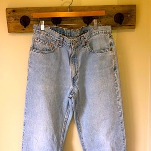 90’s Levi’s 550 relaxed fit jeans.